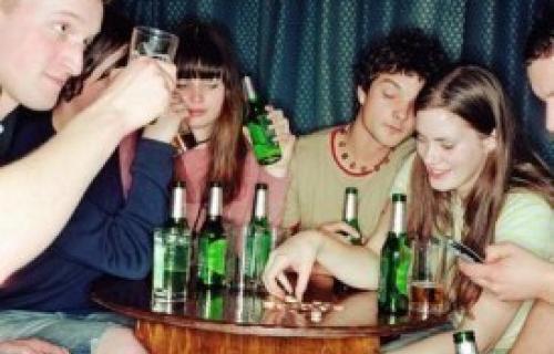 Desetogodišnjaci umesto mleka i sokova piju pivo