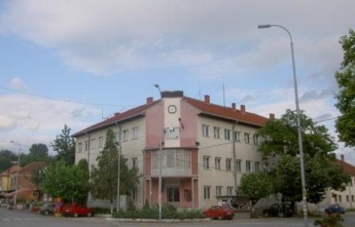 Autom pregazio osmogodišnju devojčicu