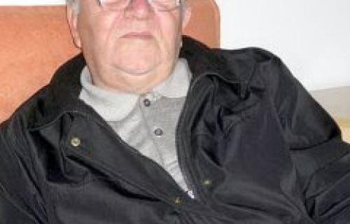 Лекар који лечи травама