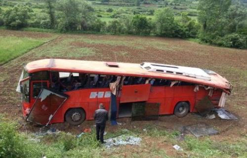 Putnica prevrnutog autobusa: Mislili smo da smo mrtvi