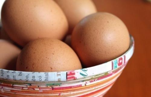 Како очистити јаје