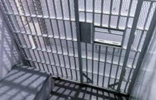 Бегунац из поправног дома побегао полицајцима