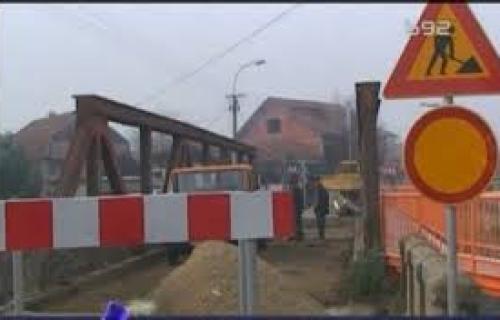 Због радова на мосту 10.000 људи одсечено од света
