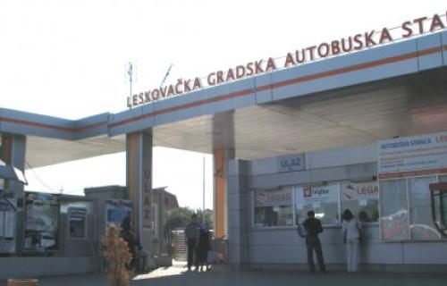 Zbog štrajka blokirana autobuska stanica u Leskovcu
