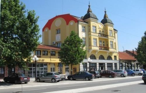 Četiri saobraćajke