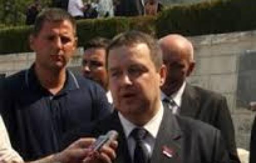 Dačić: Putin da poseti centar u Nišu