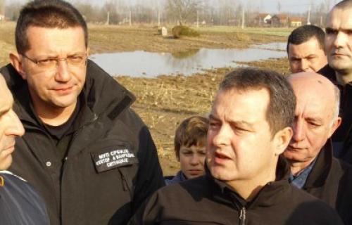 Поплаве због небриге на локалу