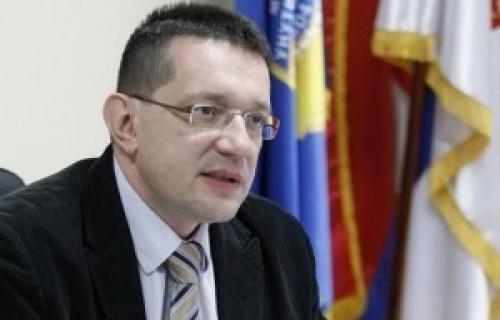 Током викенда ватрогасци имали пуне руке посла