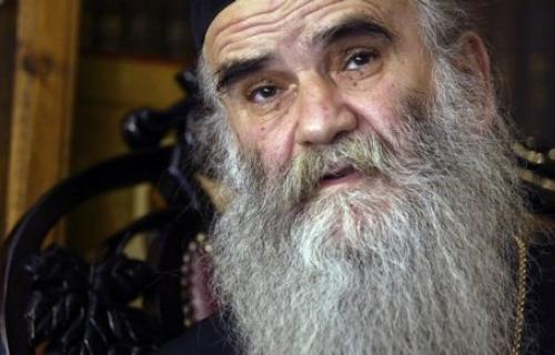 Митрополит Амфилохије подржава политику силе и мржње