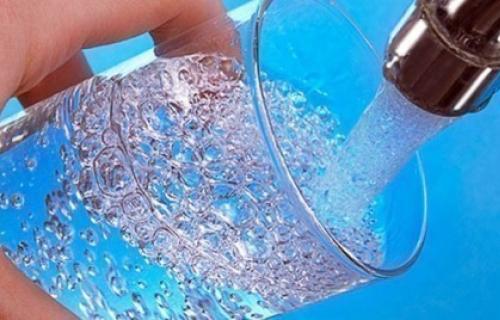 Неисправна вода