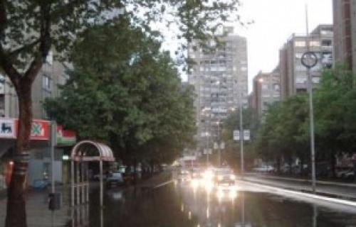 Nevreme u Nišu ulice pretvorilo u reke
