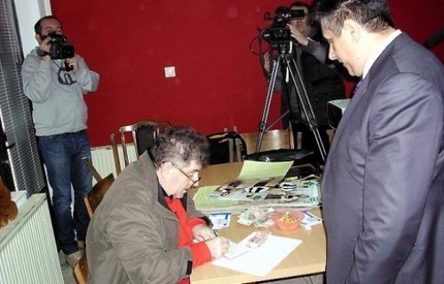 УСС: Хуманост пре свега