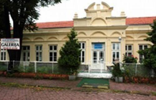 Počela obnova Oficirskog doma