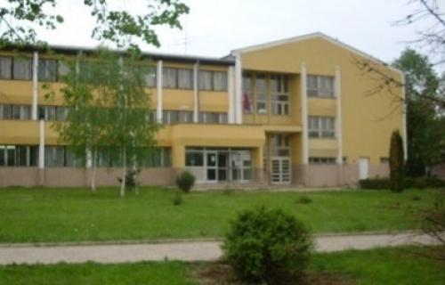 Provera prosvetara zbog lažnih adresa