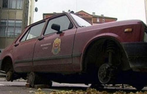 Инспекторима украли гуме