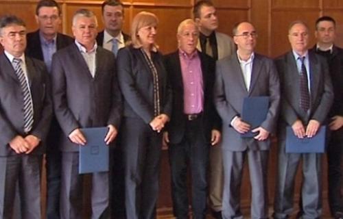 Подршка за пет предузећа са југа
