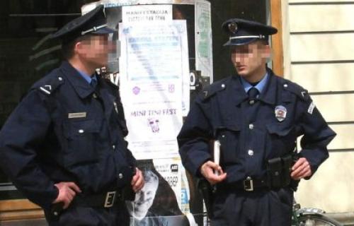 Полиција у новим униформама?