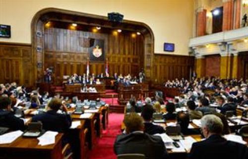 Усвоjен Закон о раду