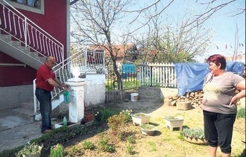 Убише нас онија падежи