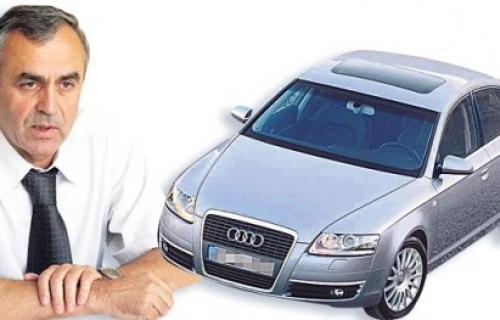 Bolnica bez zavoja, a direktor kupuje audi