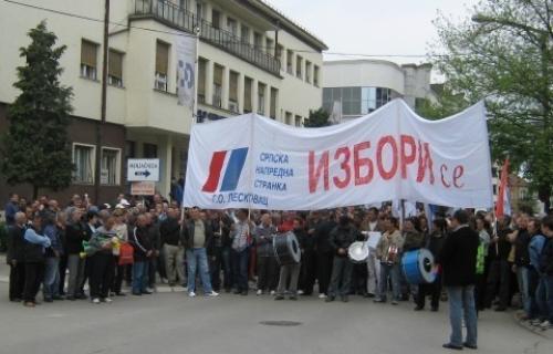 SNS protestovao ulicama Leskovca