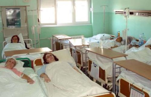 Операције обустављене, пацијенти нек чекају