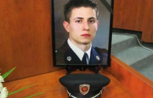 Oslobođeni osumnjičeni za ubistvo policajca heroja