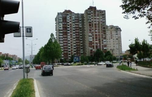 Autom pregazio staricu
