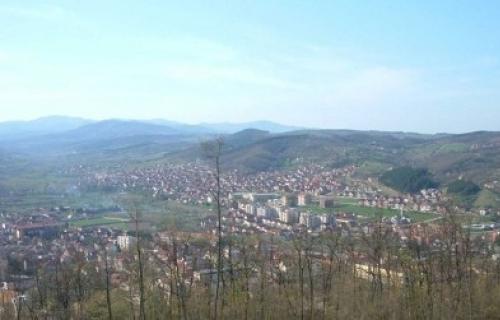 Албанци пуцали на куршумлијску полицију