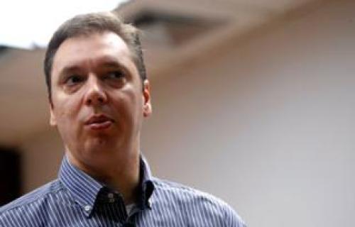 Vučić: Ukinućemo Zakon o inFormisanju