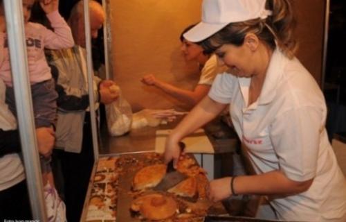 U Nišu ispečen burek težak 200 kilograma