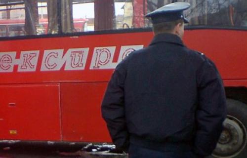 Na minus 20 pokvario se autobus pun dece