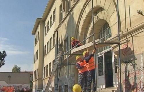 Гимназија још увек у реконструкцији