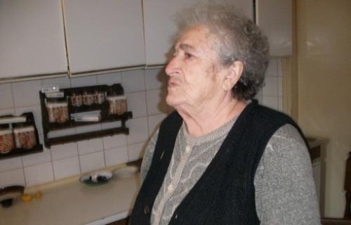Старицама откидали минђуше са ушију!
