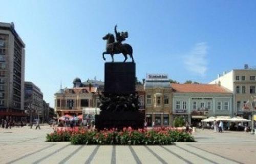Niš: Devojčica pala s drugog sprata hotela
