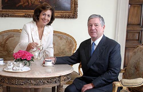 Kraljevski par ugostiće u Belom dvoru srpske studente