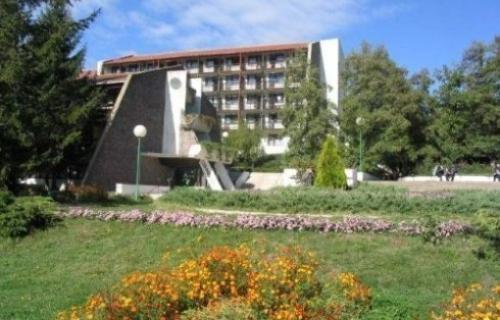 Prolom banja puna stranih turista za doček Nove godine