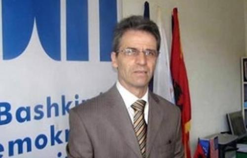 Дестани се не одриче мандата