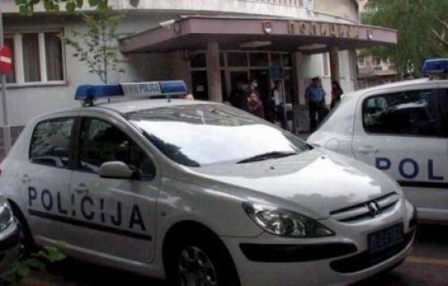 Racija: Policija pretresa sumnjive stanove