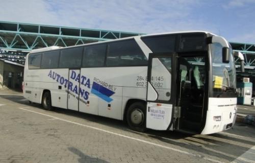 Zaplenjen autobus vredan 105.000 evra
