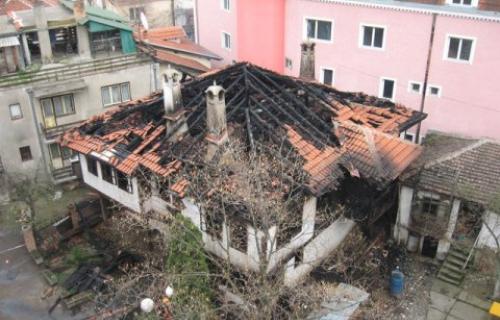 Vlasotinačka Narodna biblioteka leči rane posle katastrofe