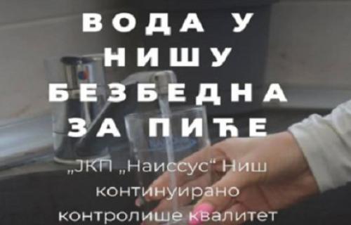 JKP „Naissus“ saopštilo je da je voda iz sistema javnog vodosnabdevanja u Nišu zdravstveno ispravna i bezbedna za piće, ističući da građani nemaju razloga za zabrinutost. Voda u Nišu je ispravna za piće, nema razloga za zabrinutost