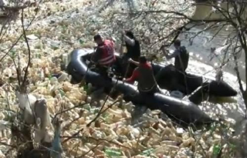 Reke na jugu Srbije prepune đubreta, država ne preduzima ništa