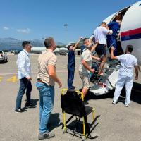 УКЦ Ниш преузео лечење седморо повређених из саобраћајне несреће у Црној Гори