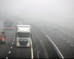 Upozorenje vozačima – magla smanjila vidljivost na auto-putu od Niša do Preševa