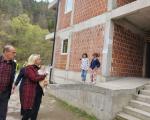 Током прошле године у Црној Трави рођене само 4 бебе- гради се зграда за младе брачне парове са децом
