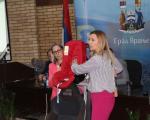 Родитељима у Врању уручено 146 ауто-седишта за бебе