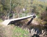 Граде се три моста: Власт даје паре а мештани радну снагу