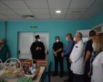 Vladika Arsenije posetio Klinički centar u Nišu - pažnja prema osoblju na Vaskrs