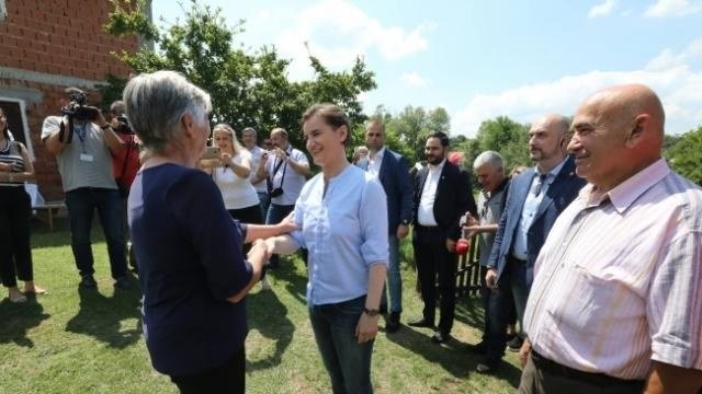 Nakon žalbe premijerki Brnabić, selo Tmava u Toplici za 15 dana dobilo put